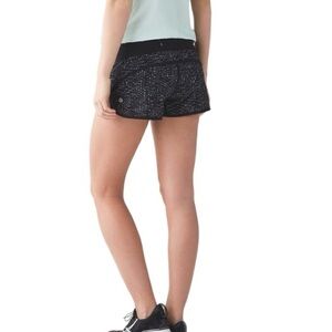 Lululemon Women's Black Speckle Active Shorts size 4